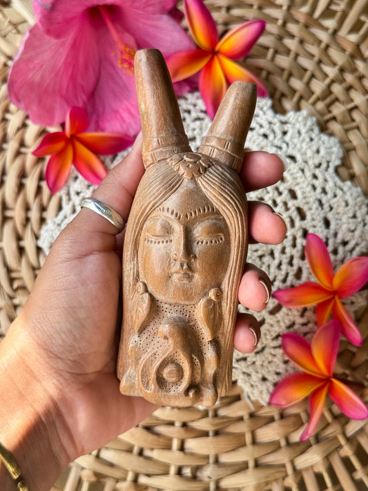 Pachamama Sawo Wood Kuripe