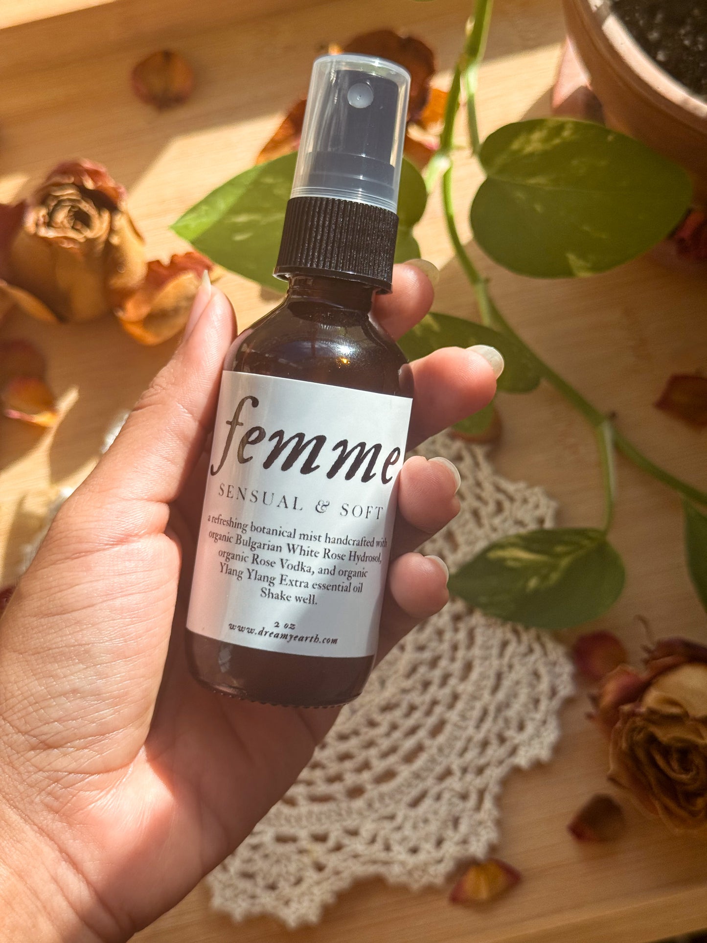.𖥔 ݁ ˖ femme .𖥔 ݁ ˖ rose & ylang ylang Botanical Mist