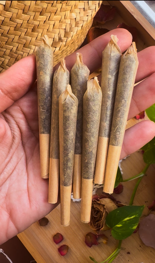 in my garden 🌿 grounding + earthy herbal smokes (pre-rolls)