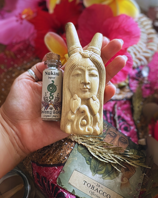 Pachamama Crocodile Wood Kuripe