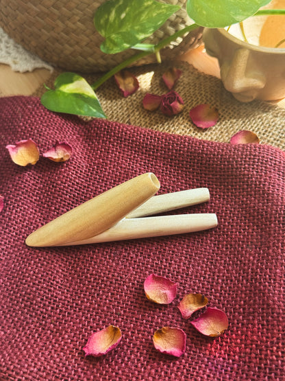 Crocodile Wood Double Nostril Kuripe