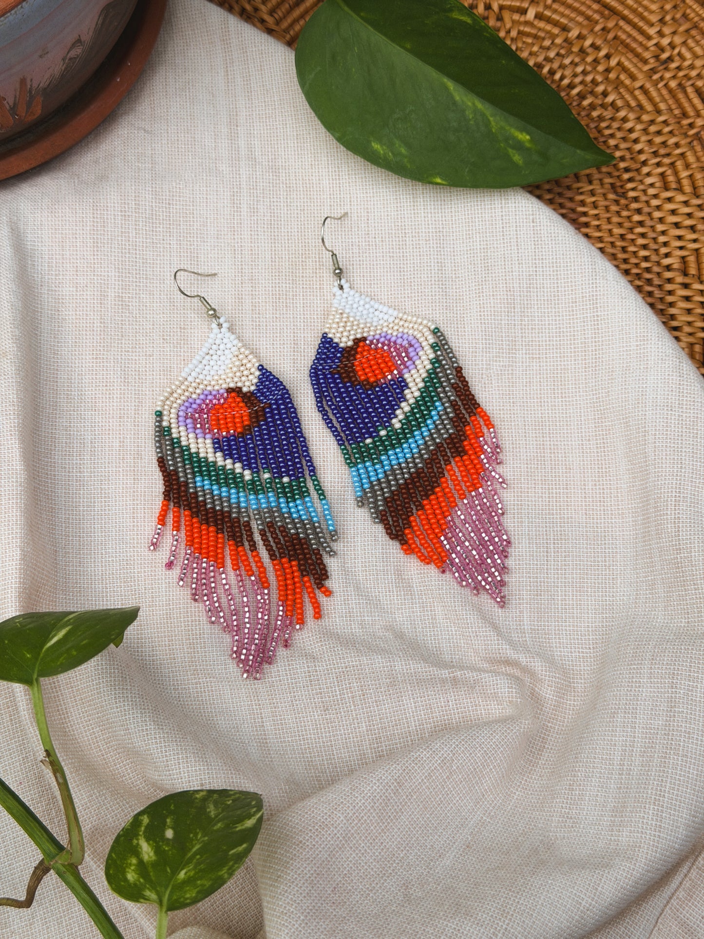 𖤓 Tierra y Sol 𖤓 indigenous made beadwork