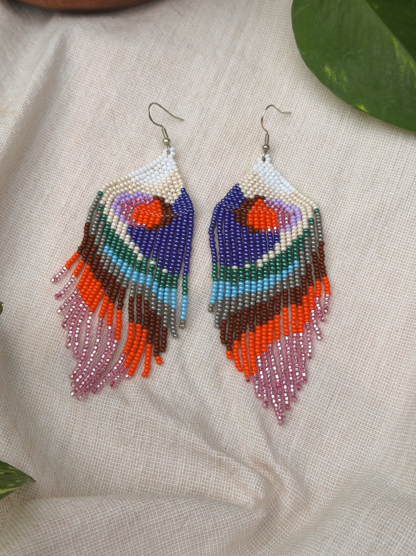 𖤓 Tierra y Sol 𖤓 indigenous made beadwork