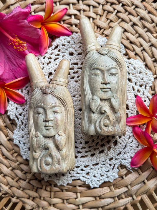 Pachamama Crocodile Wood Kuripe
