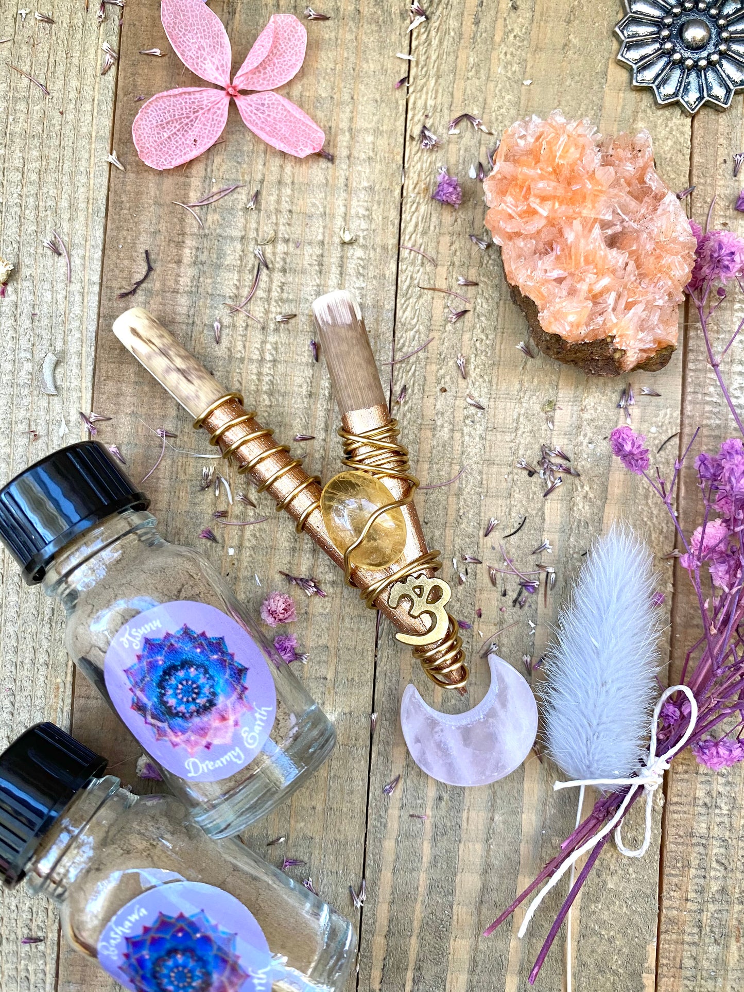 OM & Citrine Wire Wrapped Kuripe